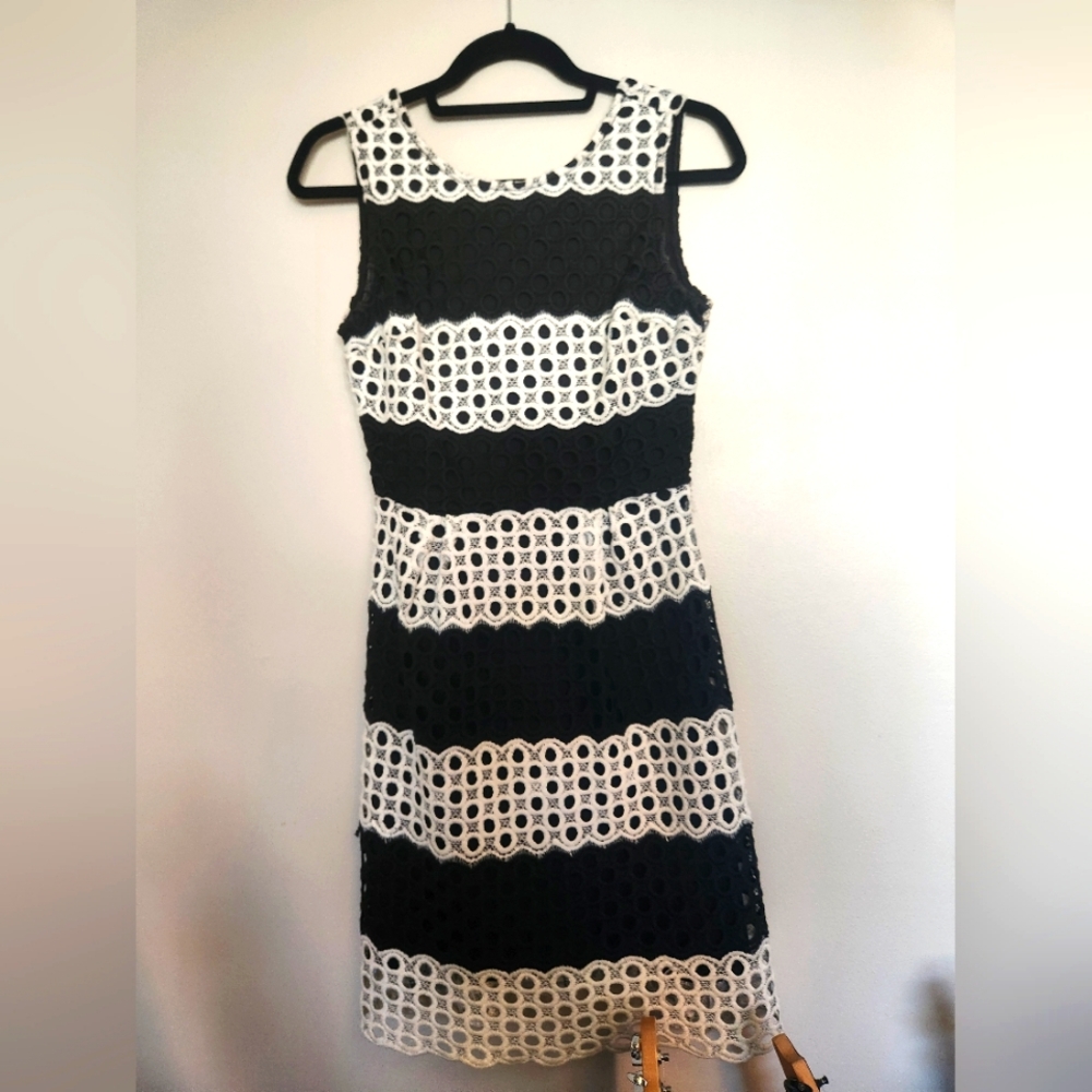 Black and white Dex dress size small